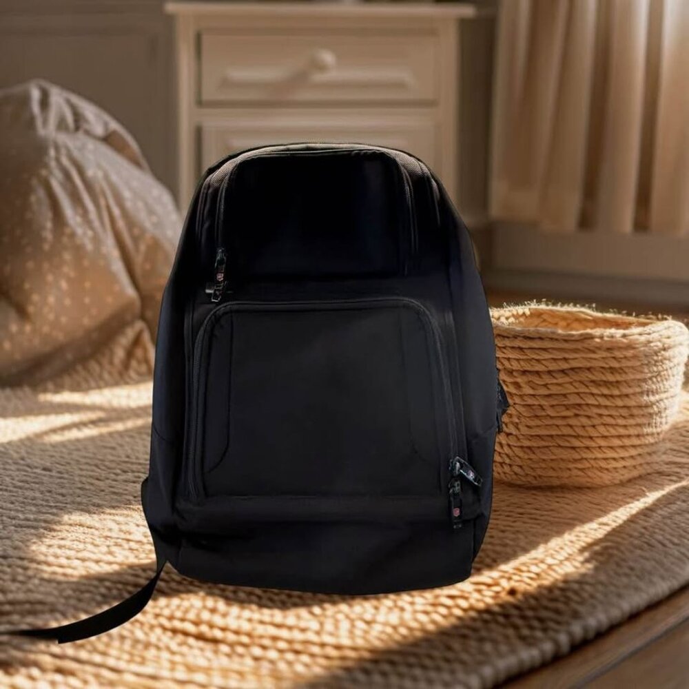Victorinox Black Laptop School Work Travel Backpack (Approx 14 x‎ 18 x 7 inches)